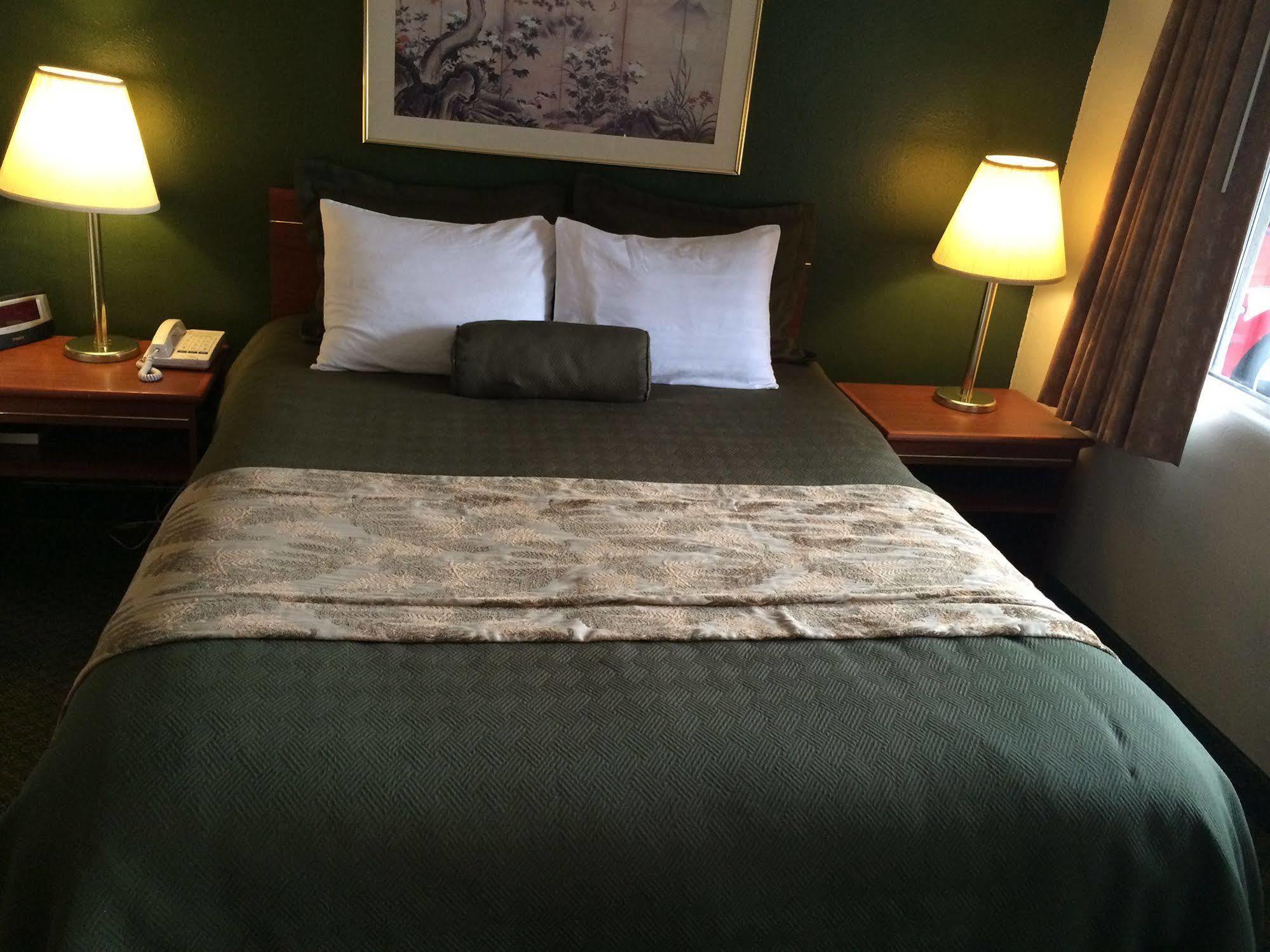 Travelodge By Wyndham The Dalles Eksteriør billede